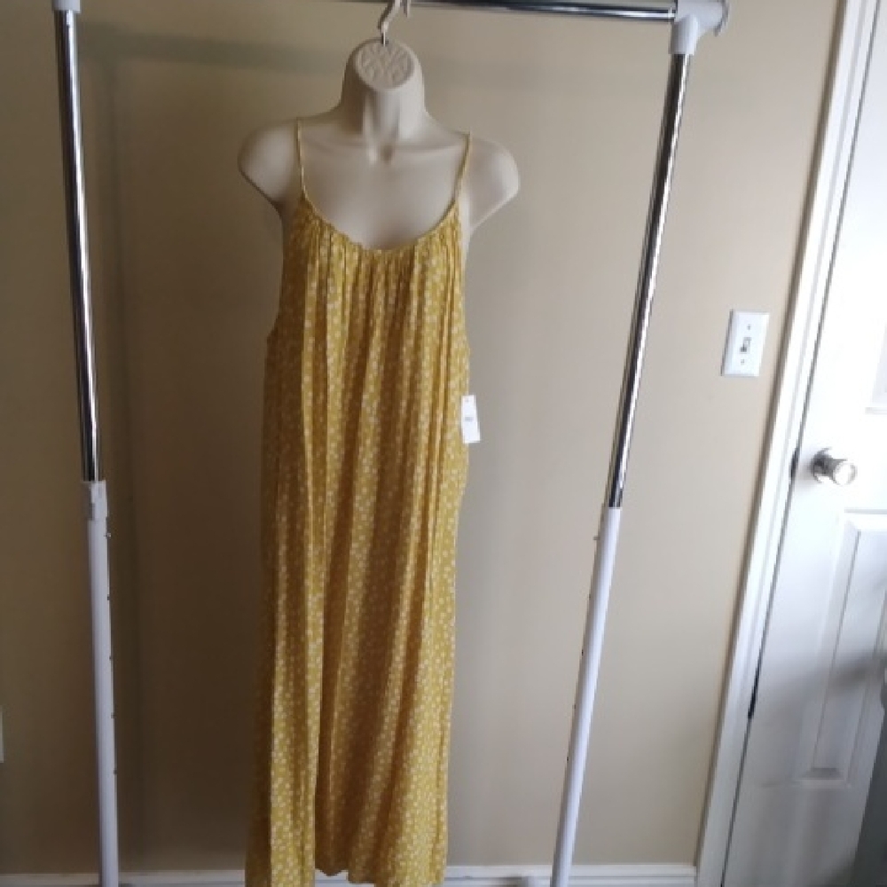 Dip Yellow Daisy Spaghetti-Strap Maxi Dress
